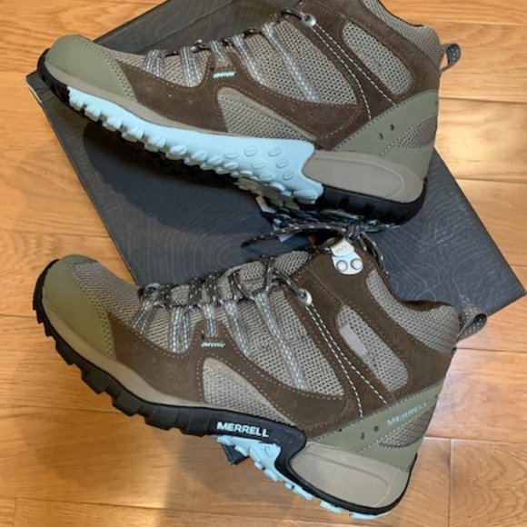 New Merrell Tuskora Mid Waterproof Hiking/Trail Boots - Picture 3 of 11